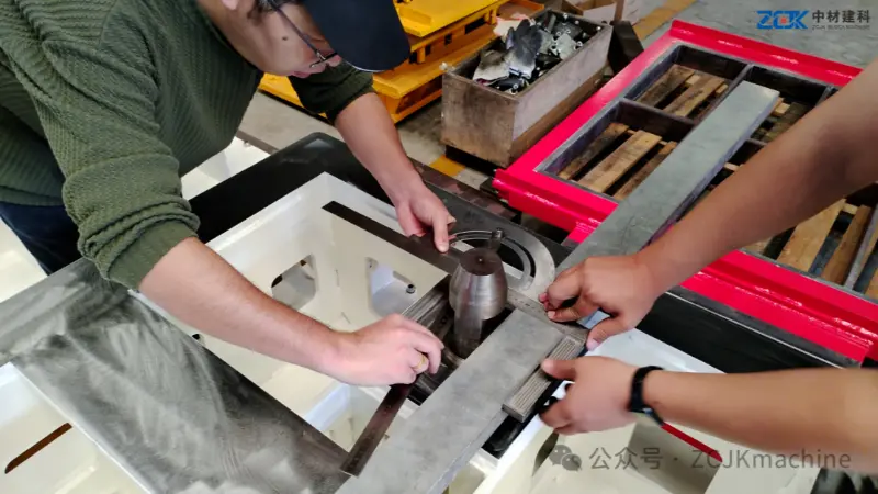 Naghahatid ang ZCJK ng High-Precision Custom Molds sa isang Saudi Client