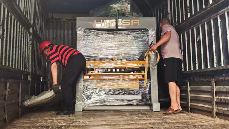 Mahusay na Pagpapadala ng mga Block Making Machine na may Mahigpit na Pamantayan sa Paglo-load